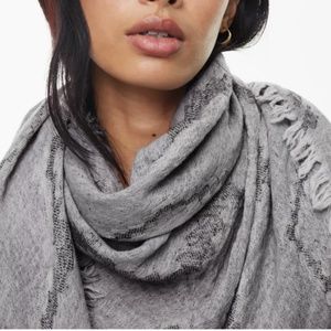 Wilfred Diamond Mosaic Triangle Scarf